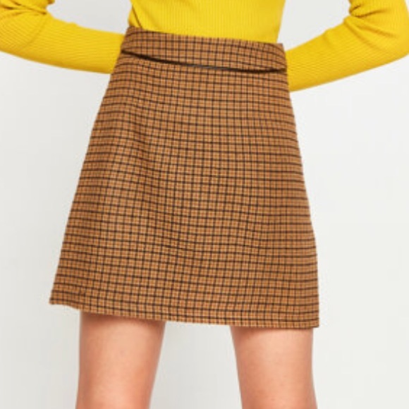 Checkered mini skirt in XXS - Picture 2 of 2